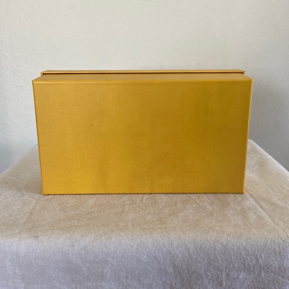 Fendi Box - Picture 2 of 3